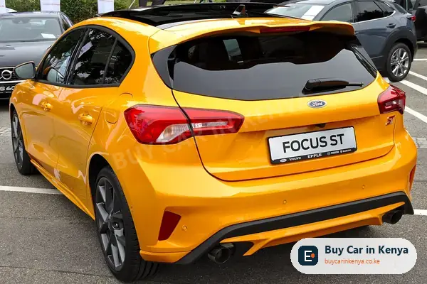 Ford Focus hatchback for sale in Kenya, import from UK, photo 3