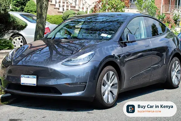 Tesla Model Y RWD suv for sale in Kenya, import from UK, photo 3