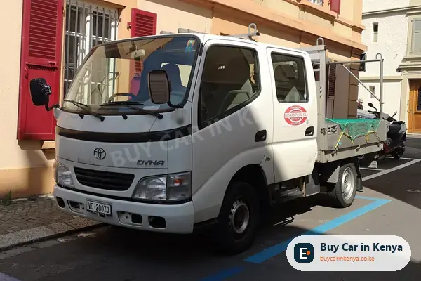 Toyota Dyna truck for sale in Kenya, import from Japan, photo 2