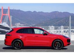 
										Porsche Cayenne 2021 full									