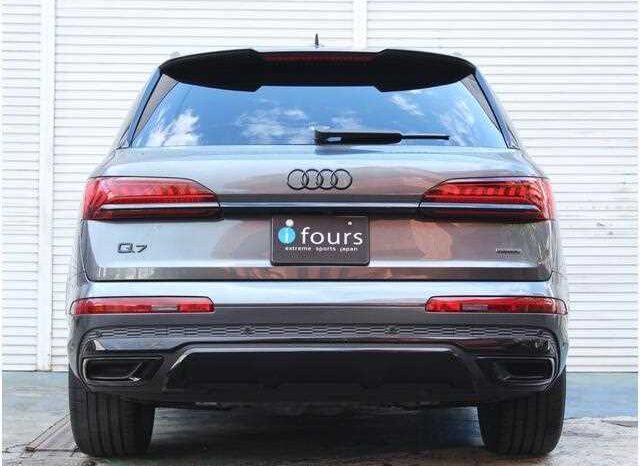 
								Audi Q7 2022 full									
